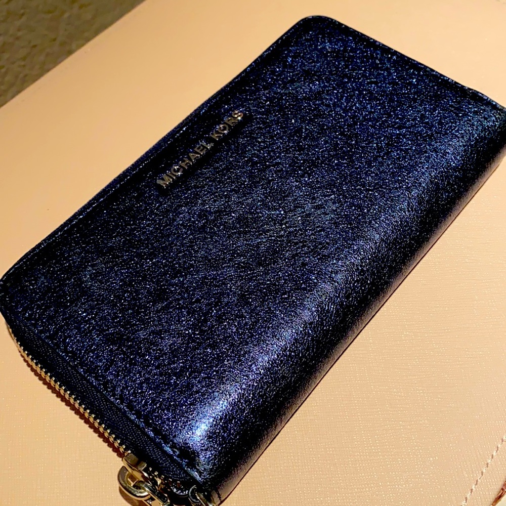 MICHAEL KORS blue wallet/ phone case